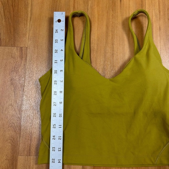 lululemon Women’s athletica Mustard Crop Top Size 6 - Picture 8 of 8